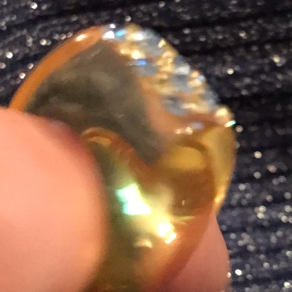 FUN RING‼️ BLUE AND CRYSTAL STONES - Picture 4 of 5